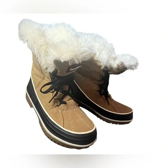 Winter Boots - Size 9 - Picture 3 of 6